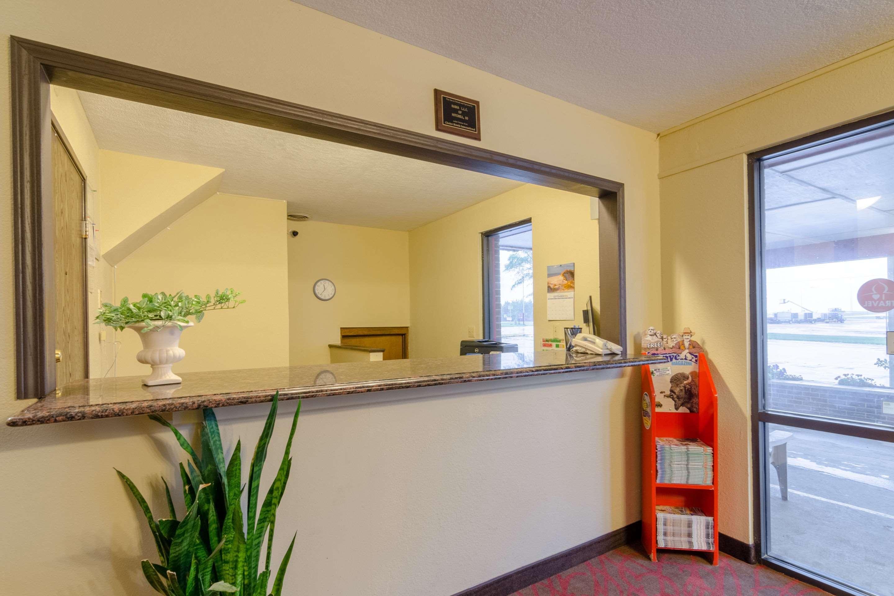 Rodeway Inn Mitchell Esterno foto