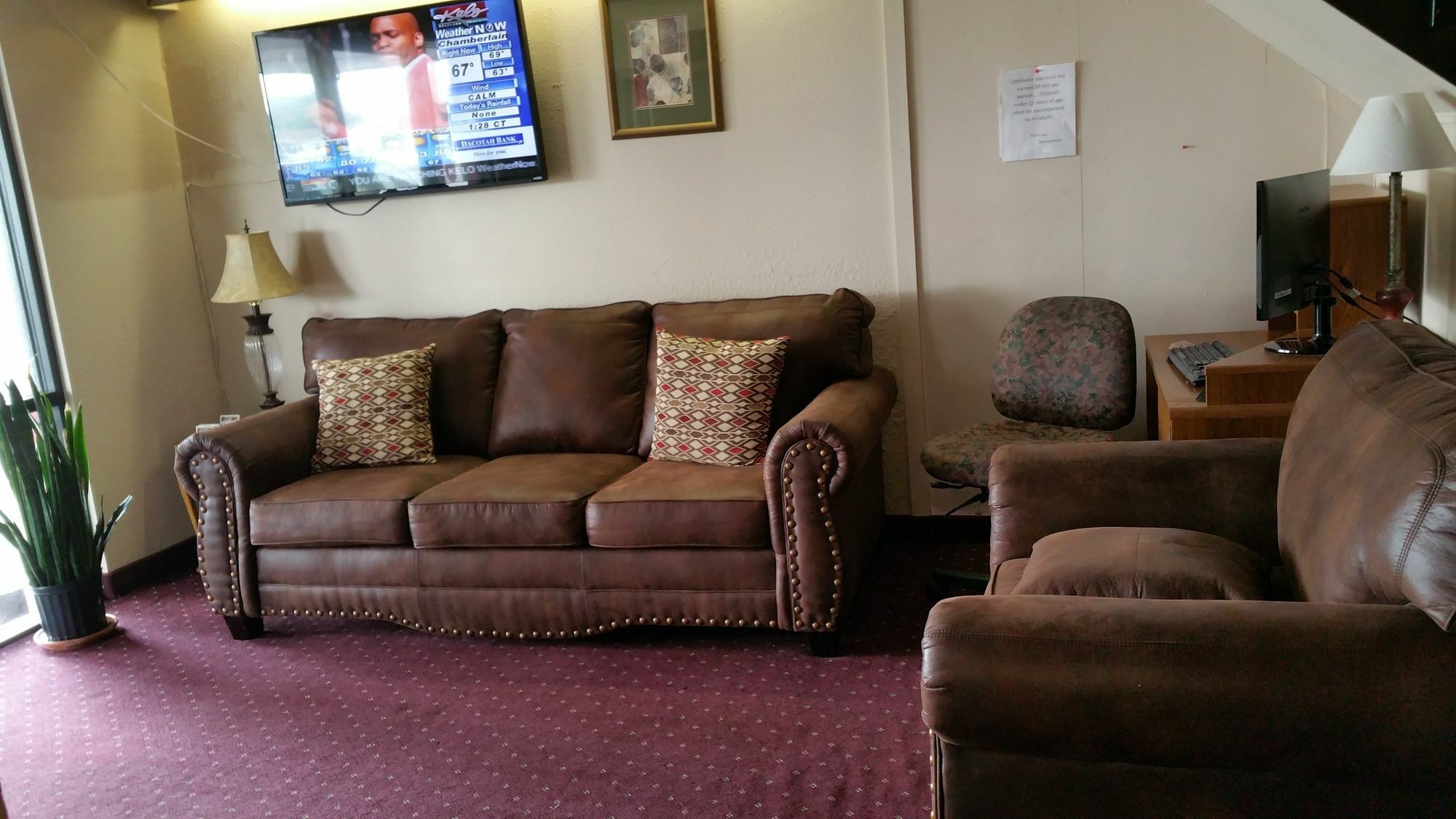Rodeway Inn Mitchell Esterno foto